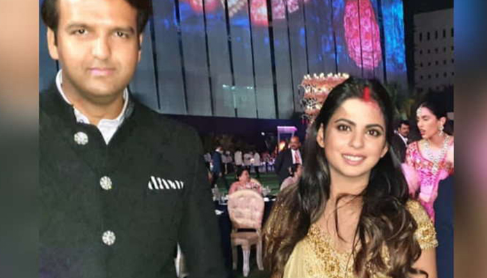 Isha Ambani, Anand Piramals Reception Was A Royal Affair And These Inside Photos and Videos Are Proof