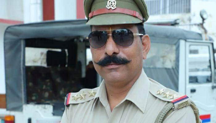Bulandshahr: Police inspector killed amid violence over cow
